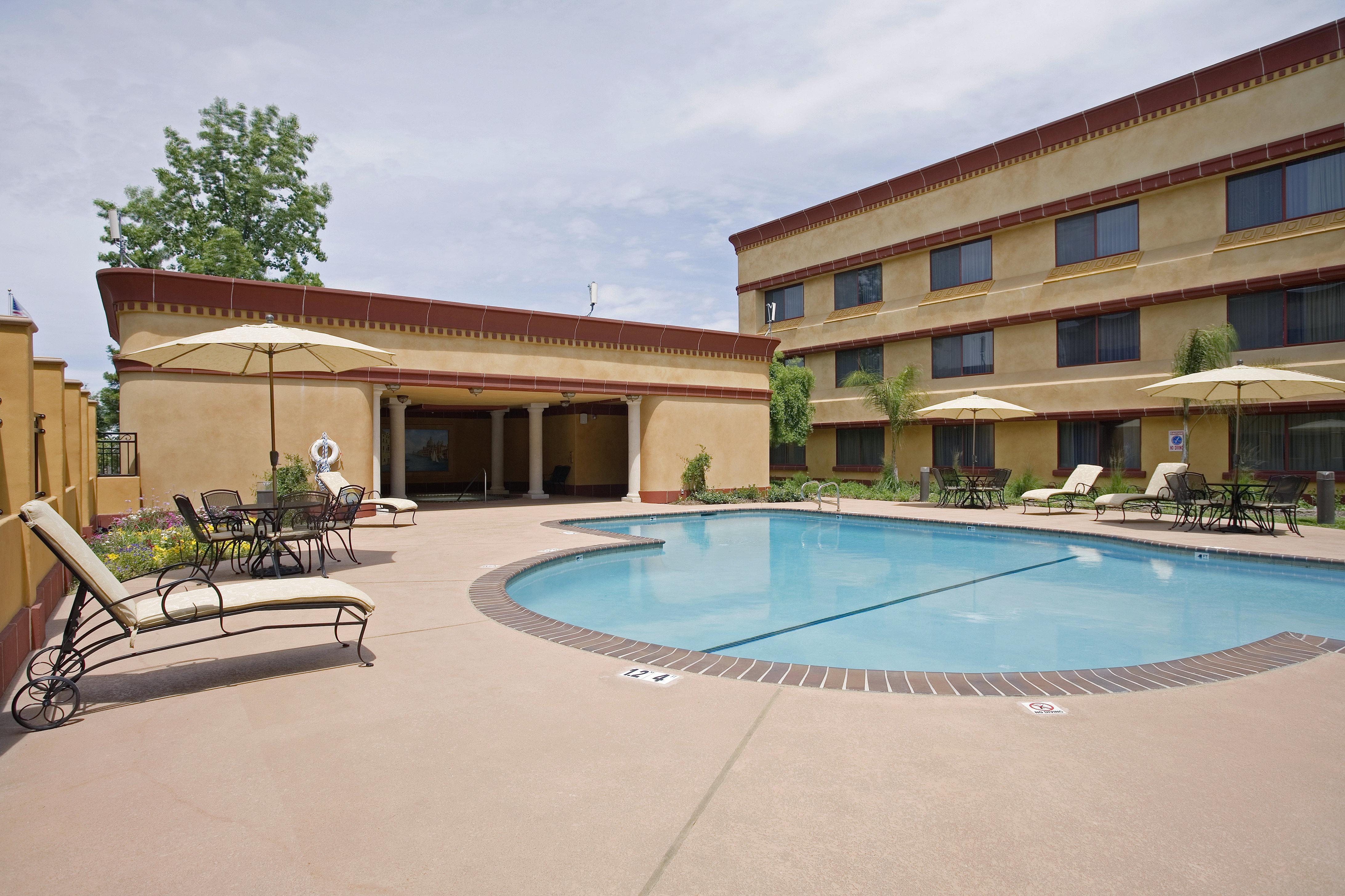 Holiday Inn Rancho Cordova - Northeast Sacramento, An Ihg Hotel Exterior photo